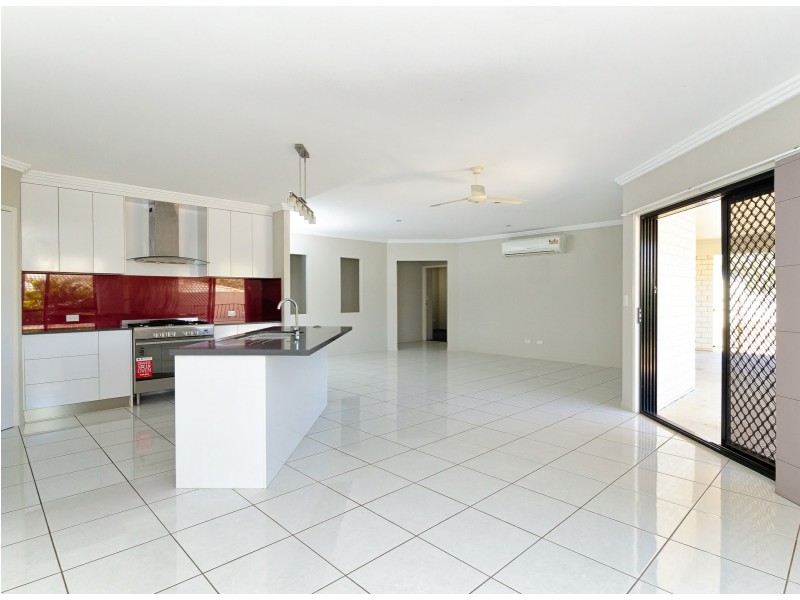 21 Jumbuck Court, Glen Eden QLD 4680