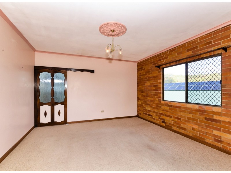 35 Mars Crescent, Telina QLD 4680