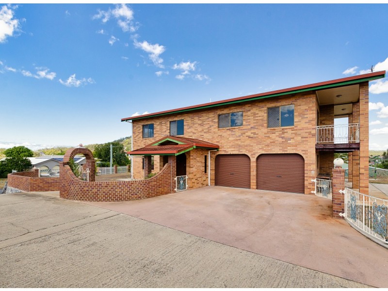 35 Mars Crescent, Telina QLD 4680