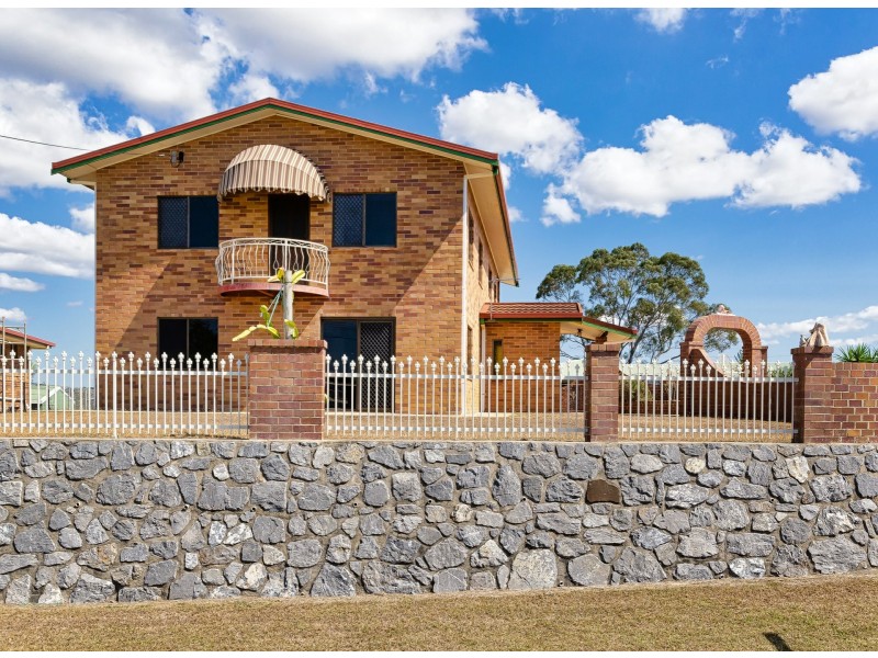 35 Mars Crescent, Telina QLD 4680