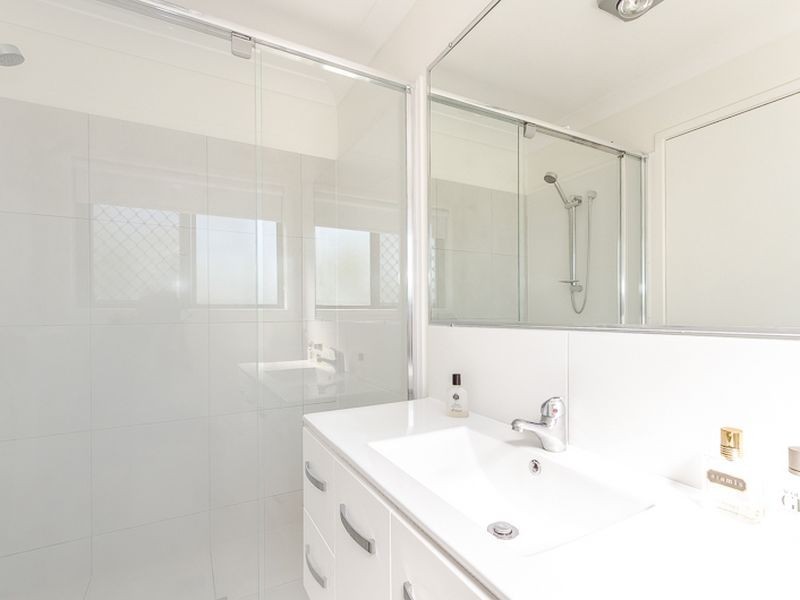 13 Cressbrook Street, Clinton QLD 4680