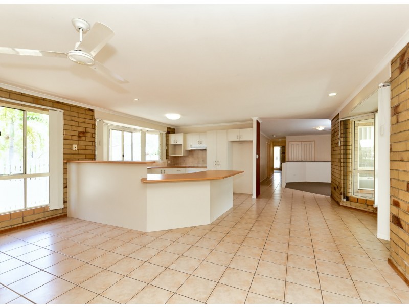 3 St Bees Court, Clinton QLD 4680