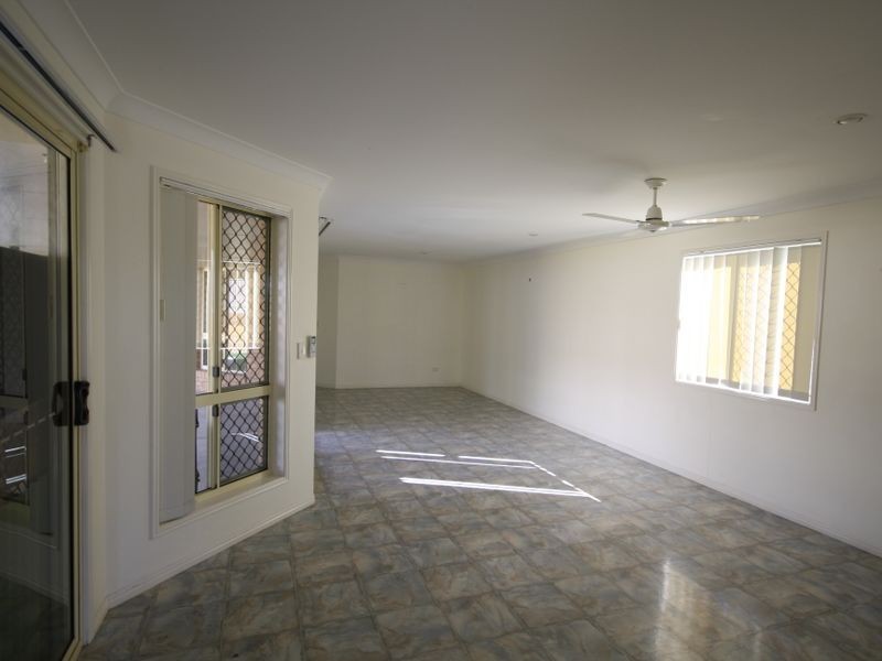 11 Norma Street, New Auckland QLD 4680