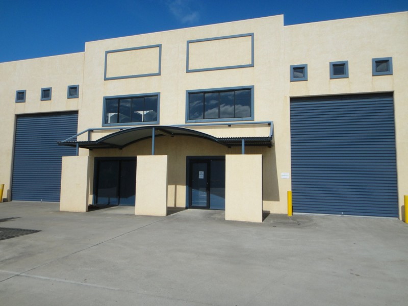 1 and 2/35 Chapple Street, Gladstone QLD 4680