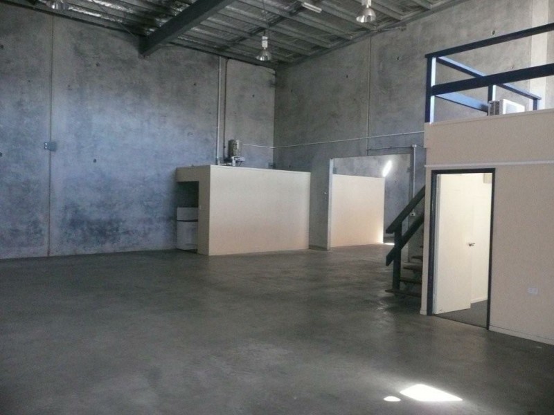 1 and 2/35 Chapple Street, Gladstone QLD 4680