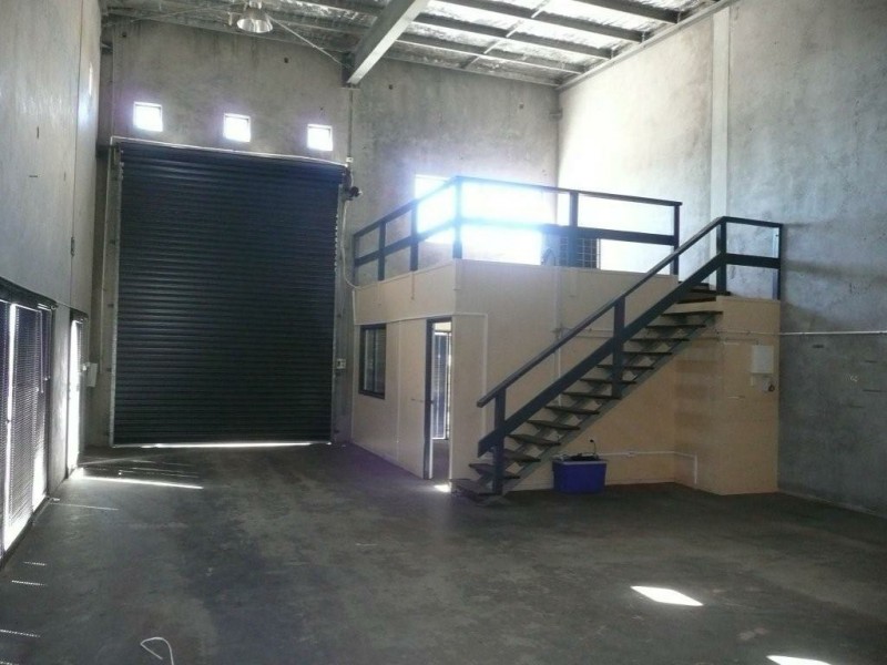 1 and 2/35 Chapple Street, Gladstone QLD 4680