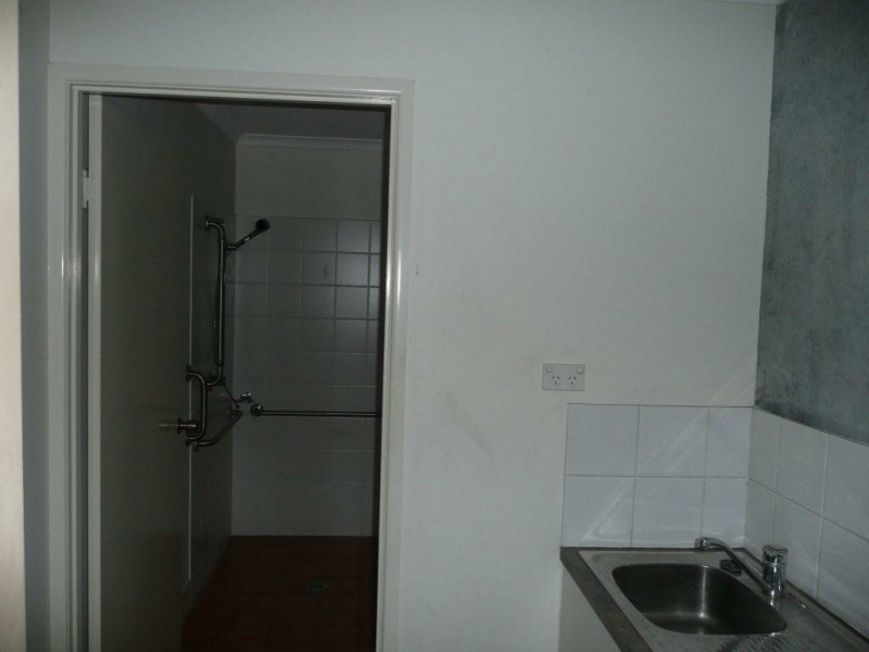 1 and 2/35 Chapple Street, Gladstone QLD 4680