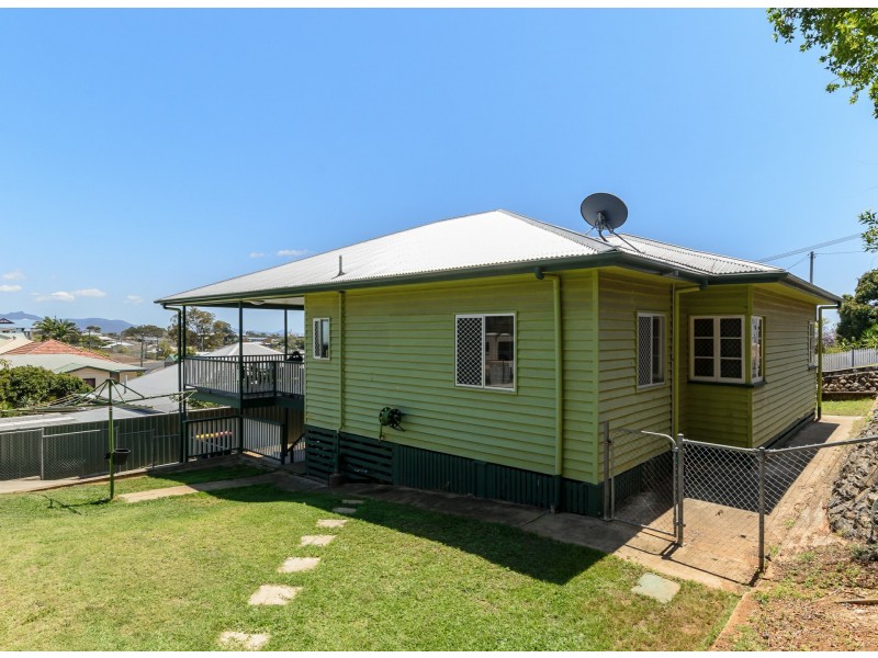 3 Amelia Street, West Gladstone QLD 4680