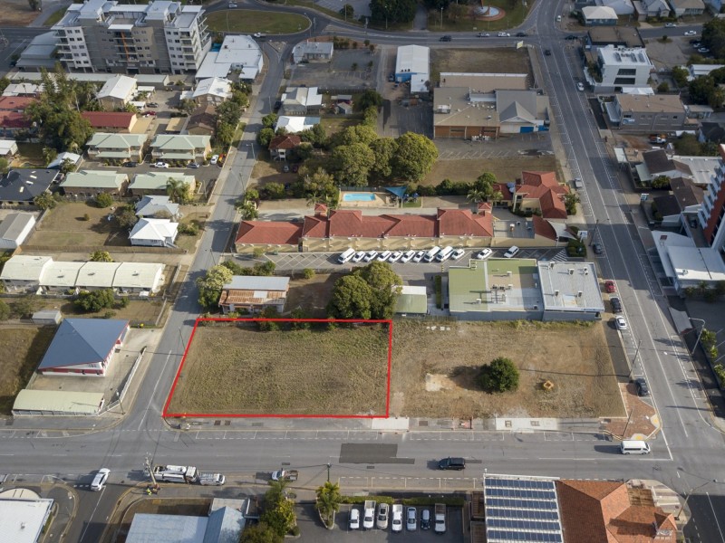30-32 Yaroon Street, Gladstone QLD 4680