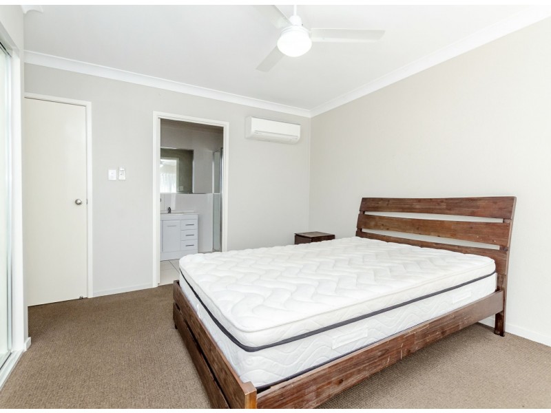 Unit 8/216 Oaka Street, South Gladstone QLD 4680