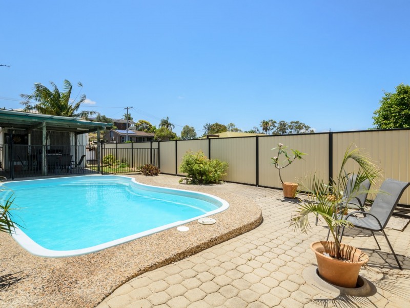 10 Saturn Crescent, Telina QLD 4680