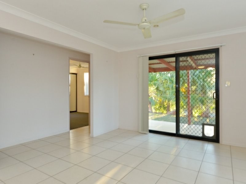 1 Eungella Parade, Clinton QLD 4680