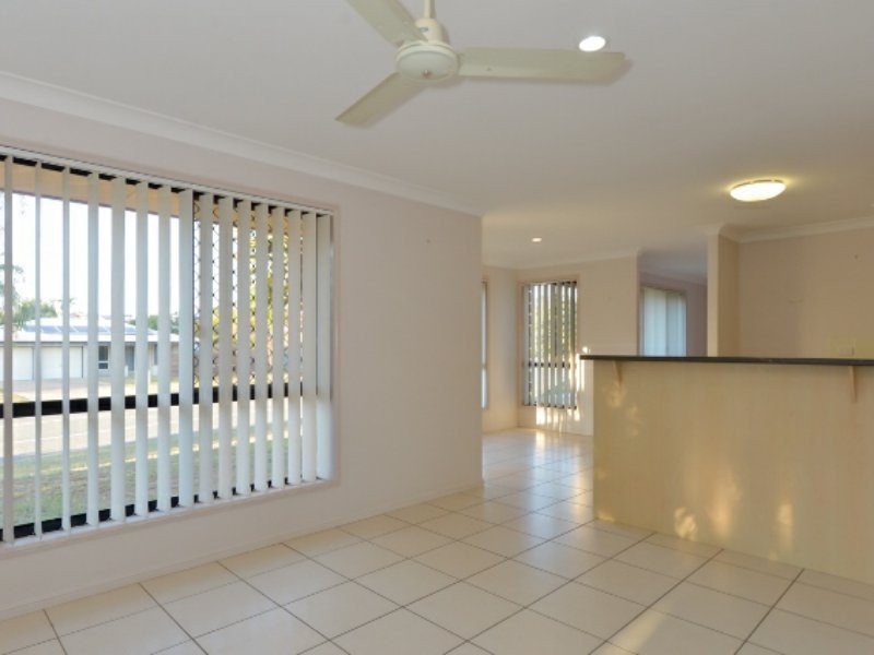 1 Eungella Parade, Clinton QLD 4680