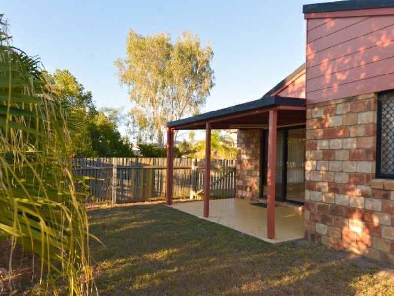 1 Eungella Parade, Clinton QLD 4680