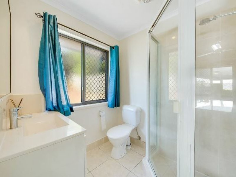 48 Witney Street, Telina QLD 4680