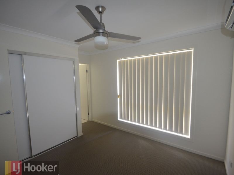 8 Seagull Boulevard, Kirkwood QLD 4680