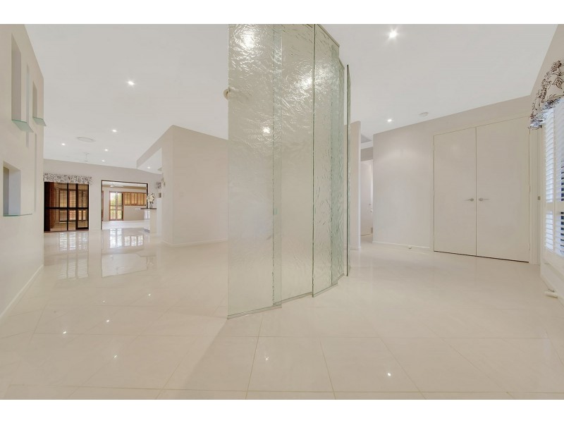 10 Dolphin Terrace, South Gladstone QLD 4680