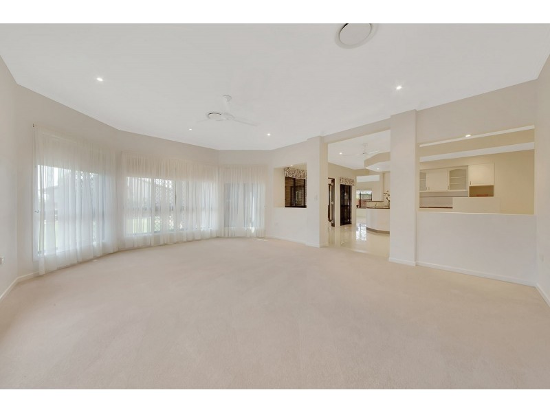 10 Dolphin Terrace, South Gladstone QLD 4680