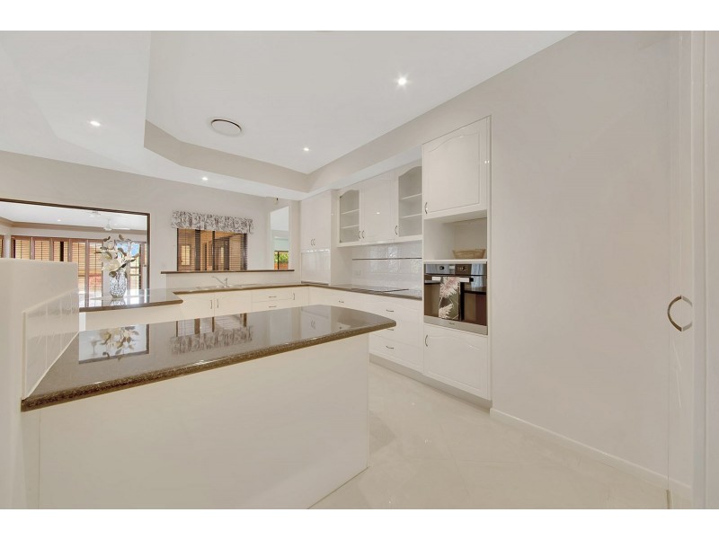 10 Dolphin Terrace, South Gladstone QLD 4680