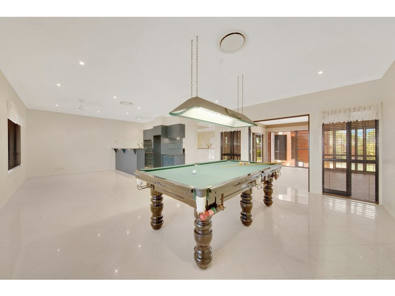 10 Dolphin Terrace, South Gladstone QLD 4680