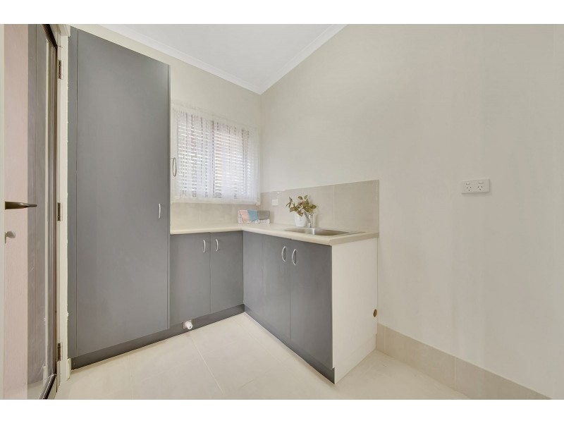 10 Dolphin Terrace, South Gladstone QLD 4680