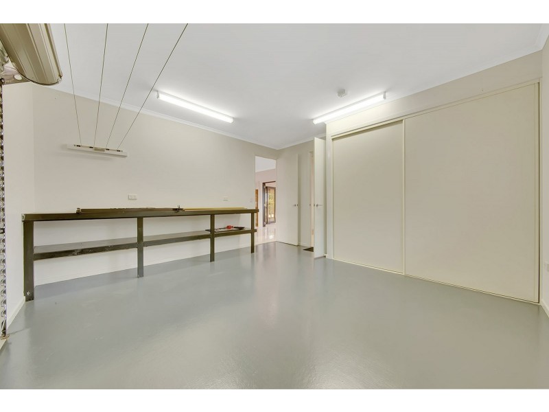 10 Dolphin Terrace, South Gladstone QLD 4680