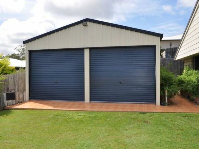 43 Katrina Blvd, New Auckland QLD 4680