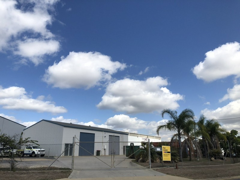 3 Neil Street, Callemondah QLD 4680