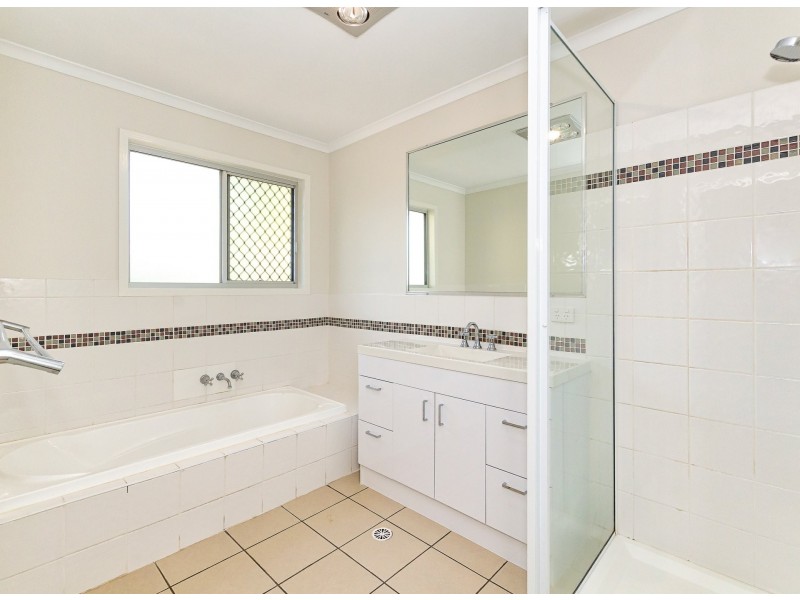 26 Mellefont Street, West Gladstone QLD 4680