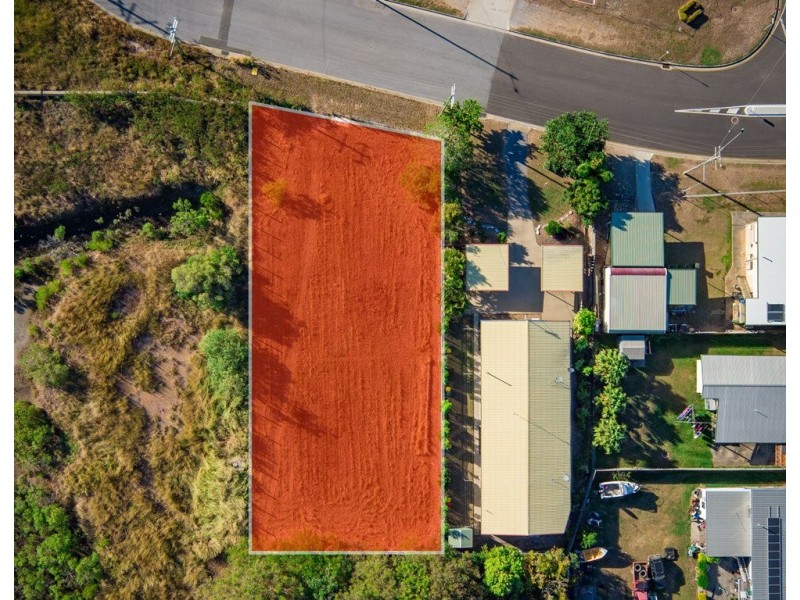 5 Murray Street, West Gladstone QLD 4680