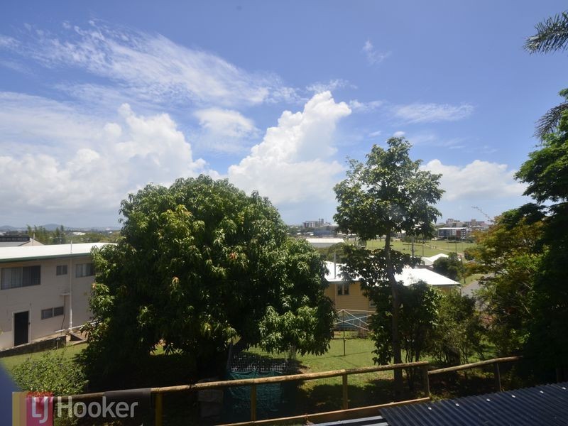 Unit 10/24 Kent Street, West Gladstone QLD 4680