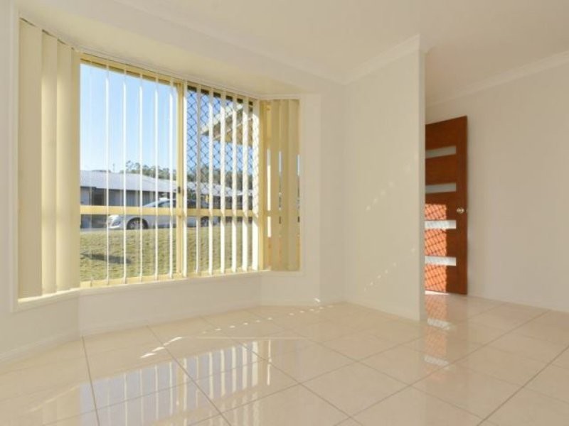 76 Col Brown Avenue, Clinton QLD 4680