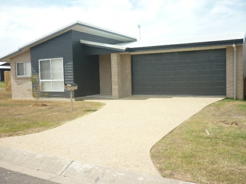 1 Sarah Court, New Auckland QLD 4680