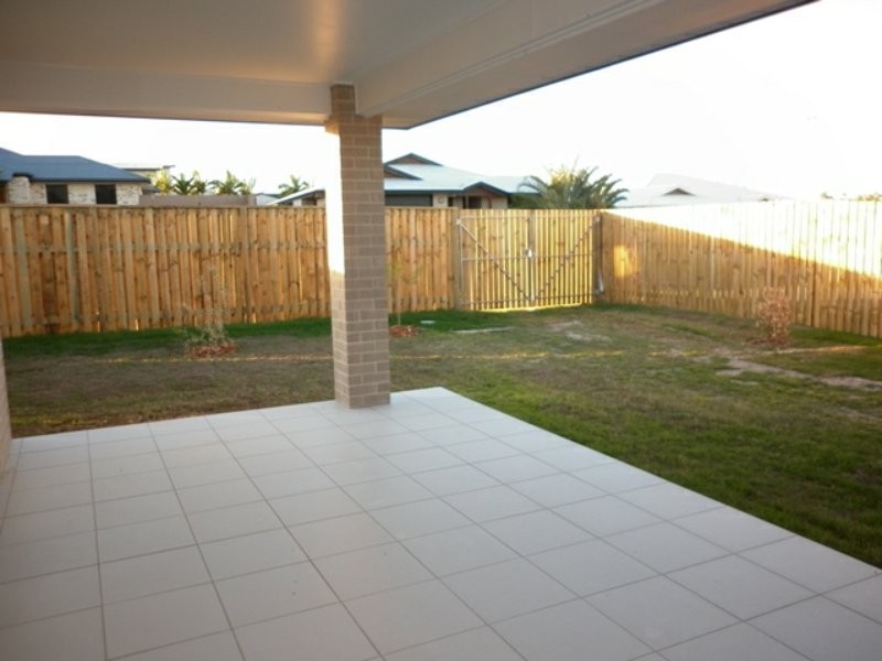 1 Sarah Court, New Auckland QLD 4680