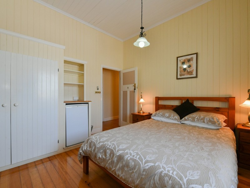 51 Off Lane, Gladstone QLD 4680