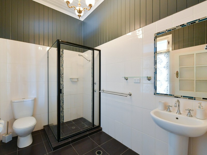 51 Off Lane, Gladstone QLD 4680