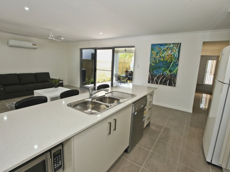 5 Sundowner Road, Clinton QLD 4680