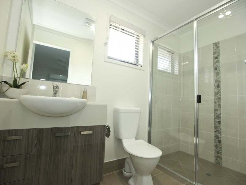 5 Sundowner Road, Clinton QLD 4680