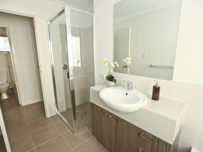 5 Sundowner Road, Clinton QLD 4680