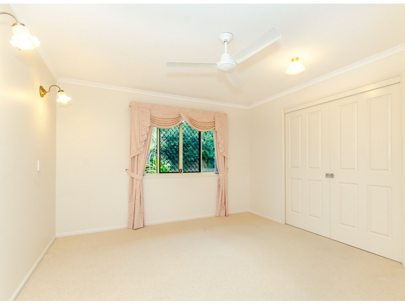 12 Sandringham Close, Telina QLD 4680