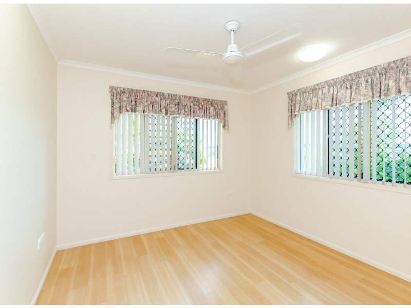 12 Sandringham Close, Telina QLD 4680