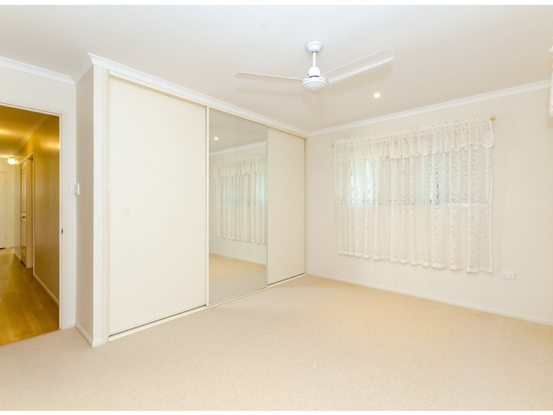 12 Sandringham Close, Telina QLD 4680