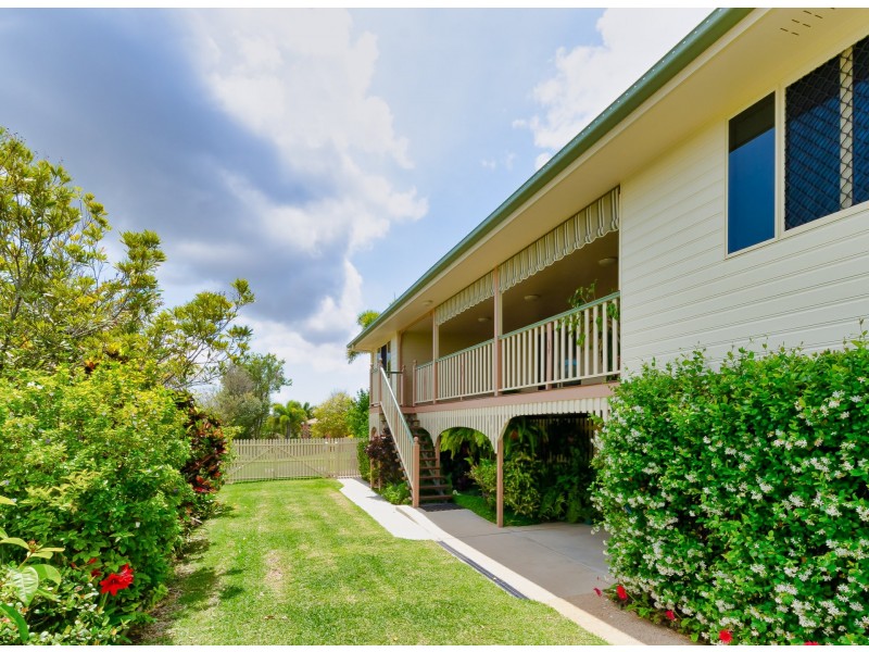 12 Sandringham Close, Telina QLD 4680