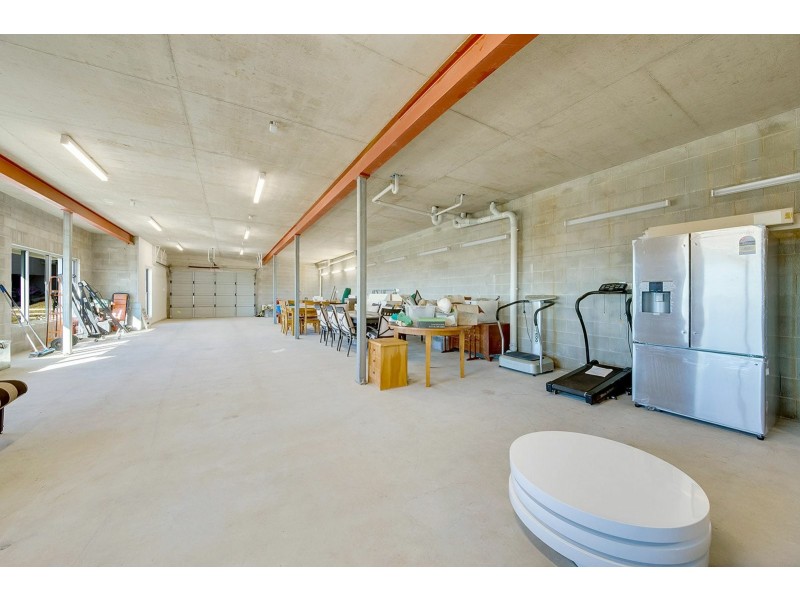 14 Eucalyptus Place, Kirkwood QLD 4680