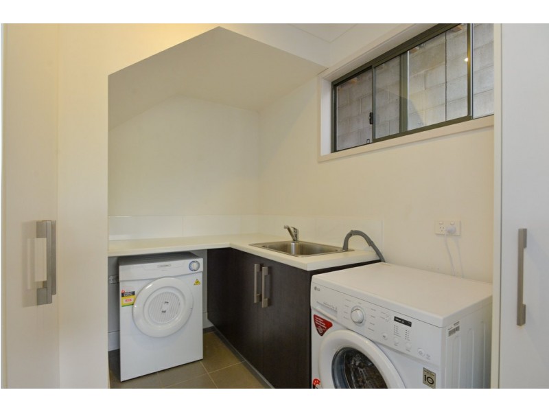 Unit 40/42 Glen Eden Drive, Glen Eden QLD 4680