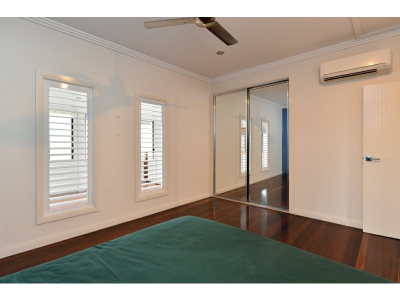 15 Williamson Street, West Gladstone QLD 4680