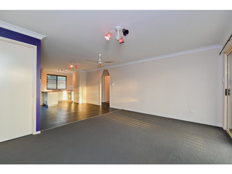 Unit 2/21 Shaw Street, New Auckland QLD 4680