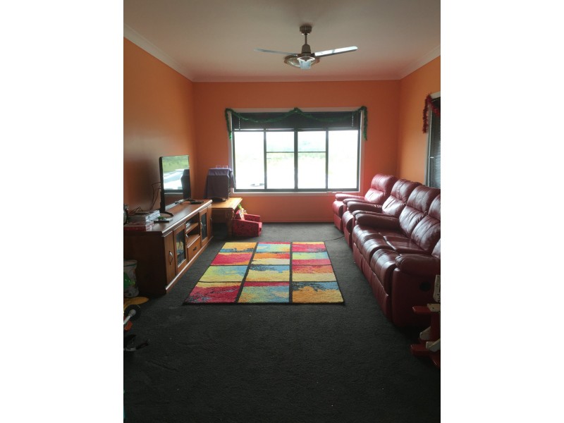 589 The Narrows Road, Mount Larcom QLD 4695