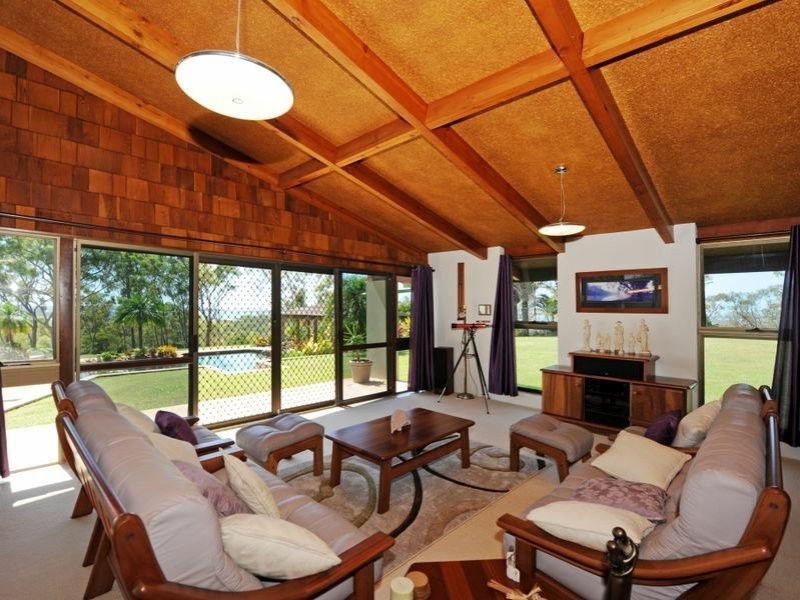 30 Pine Avenue, West Gladstone QLD 4680