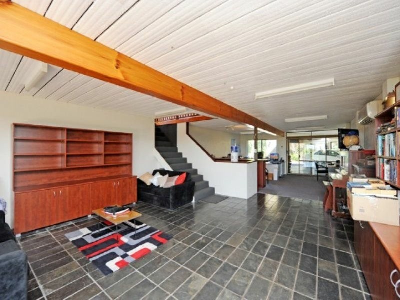 30 Pine Avenue, West Gladstone QLD 4680